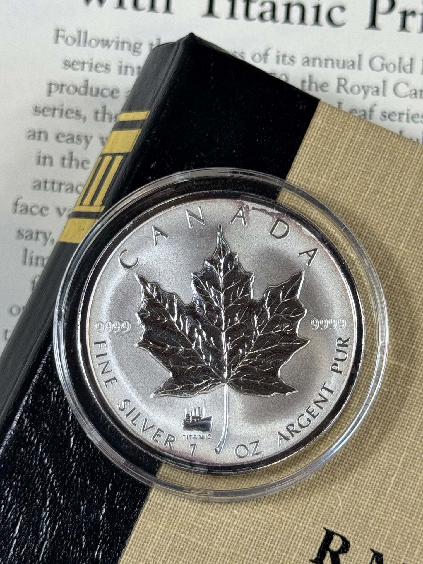 1998 Canada Silver Maple Leaf R.M.S. Titanic Privy 1 oz Silver Coin in Case & COA