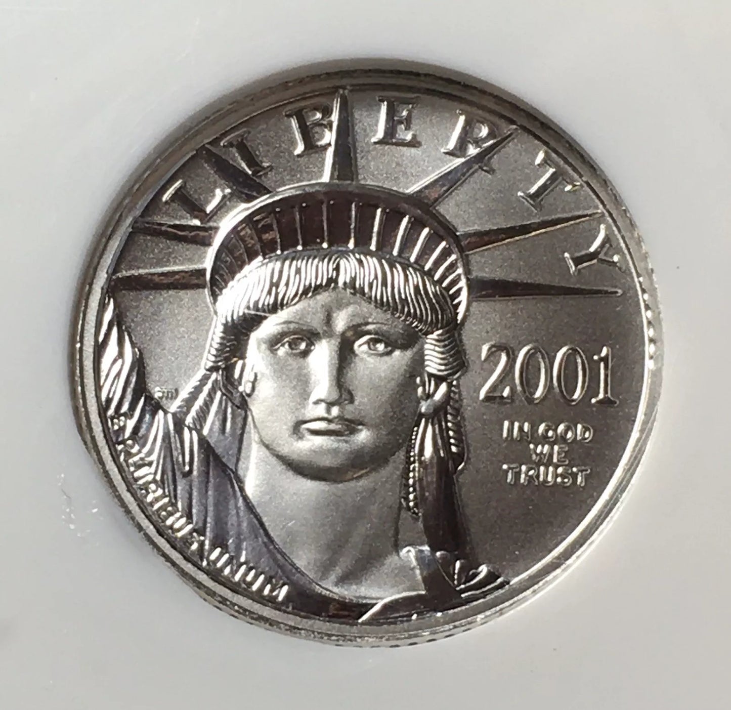 2001 $10 Platinum American Eagle 1/10 oz NGC MS70