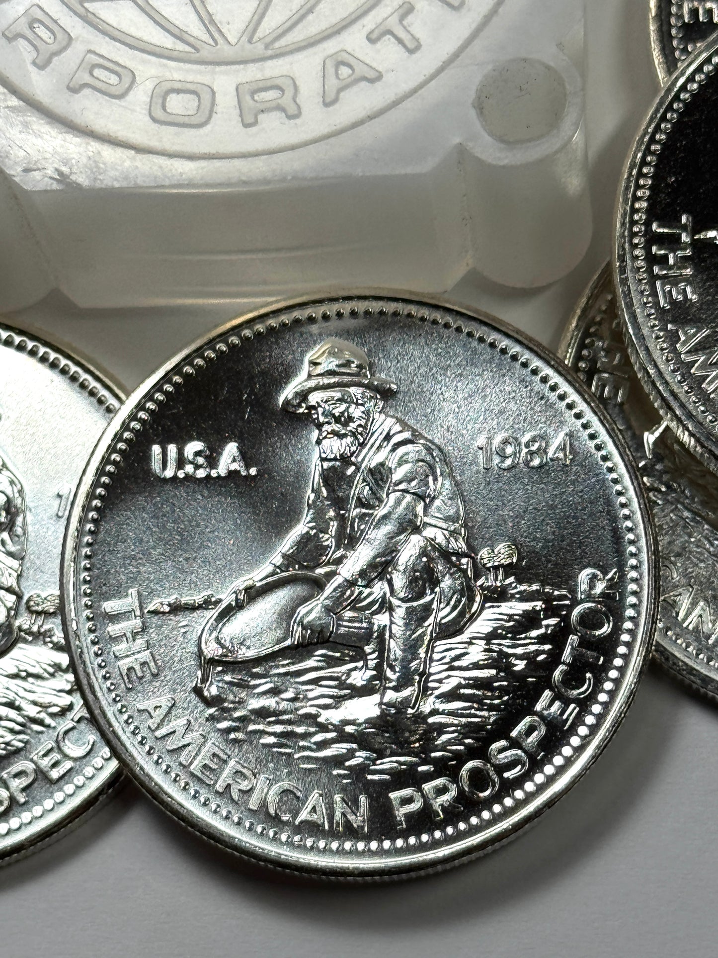1984 Engelhard Prospector Eagle Reverse Blast white 1 OZ Silver Round